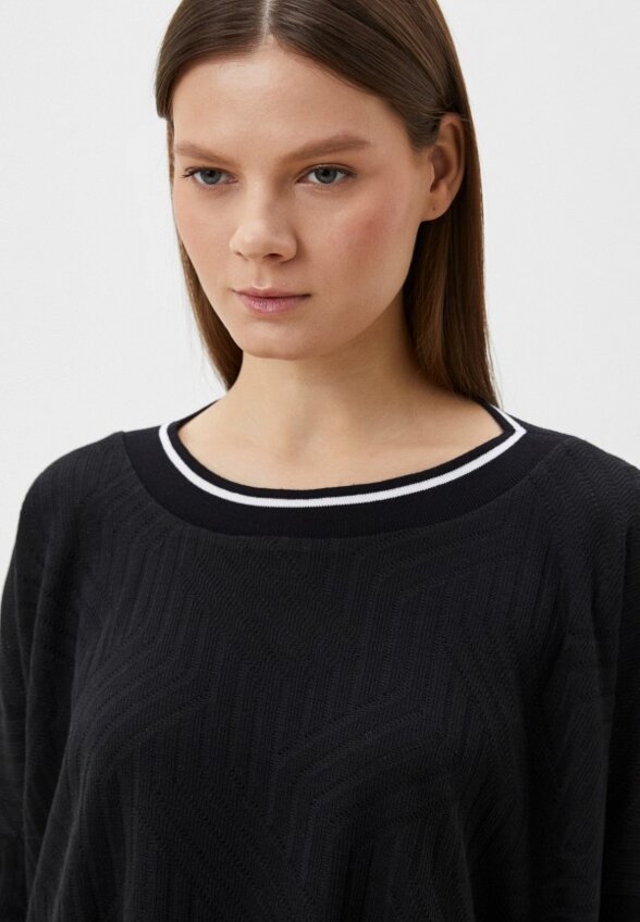 Джемпер MadaM T