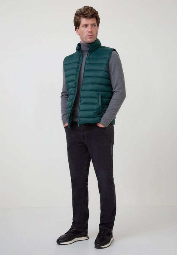 Жилет утепленный Baon