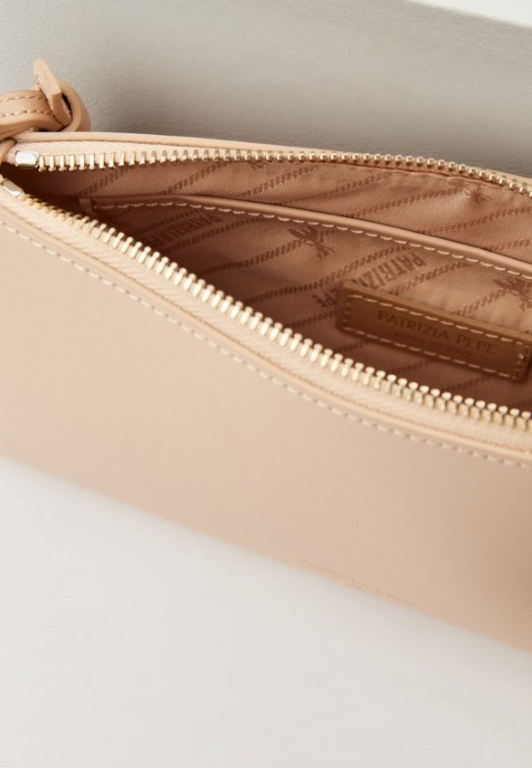 Сумка Patrizia Pepe