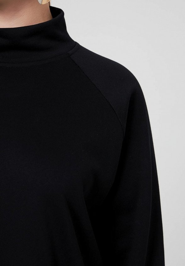 Платье Lessismore