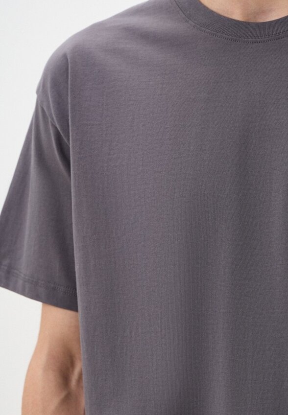 Футболка Minaku