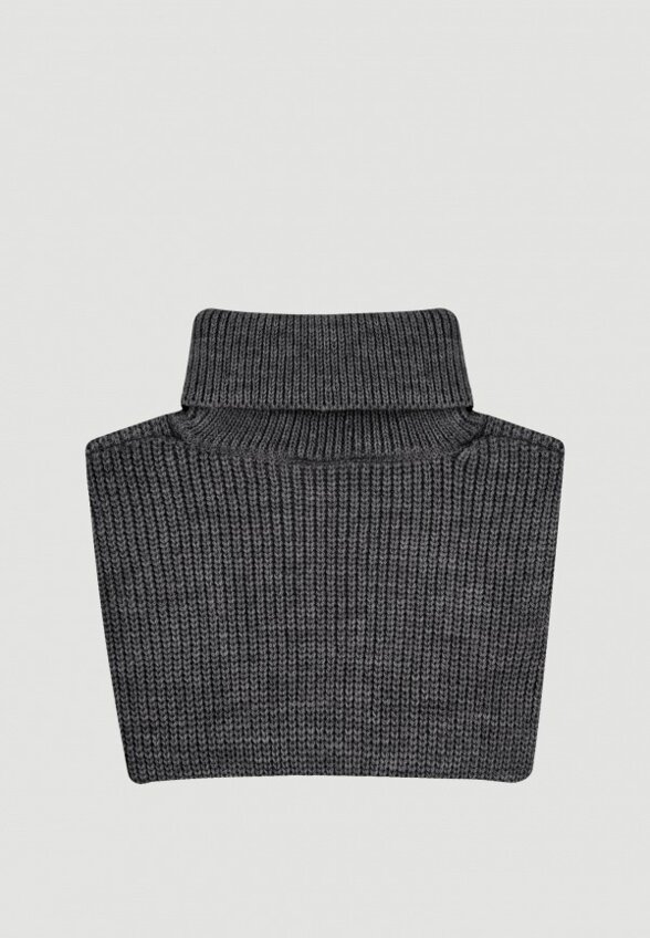 Манишка Mjolk