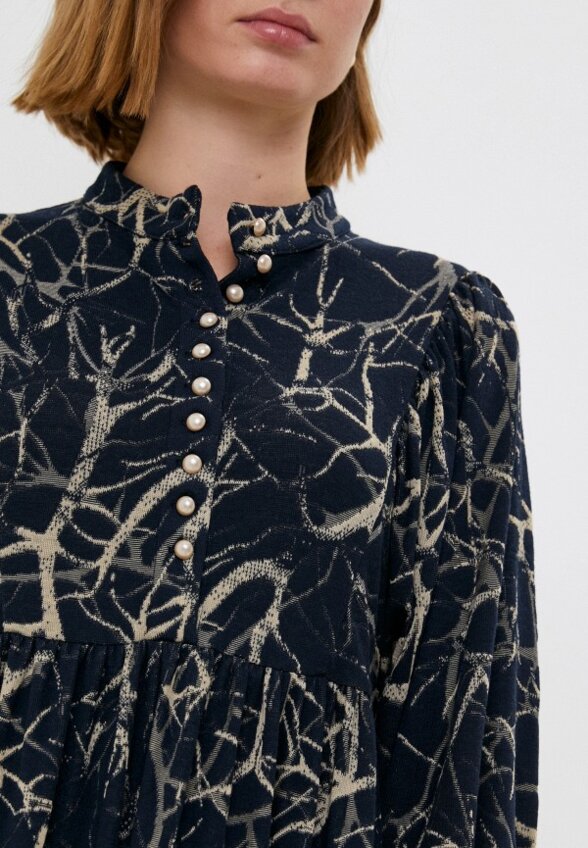 Платье MadaM T