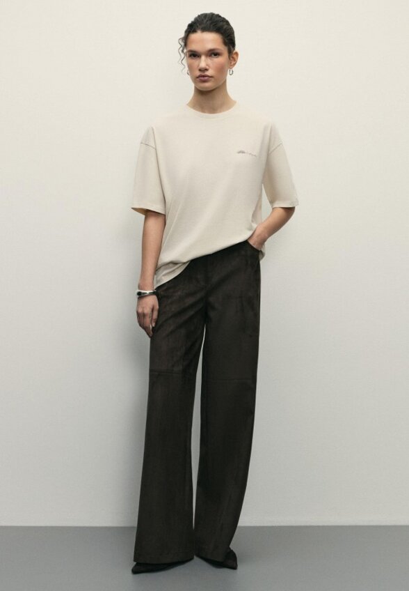 Футболка Zarina