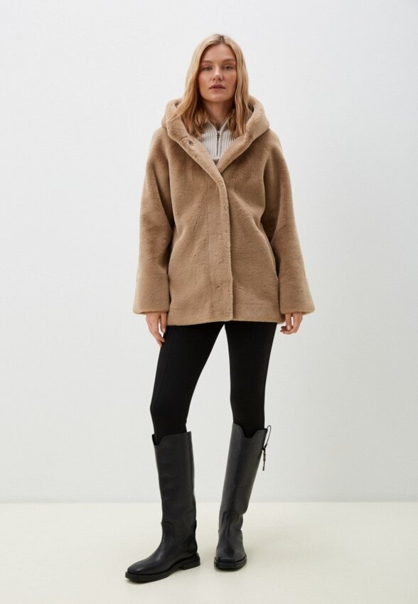 Пальто меховое La Via Estelar