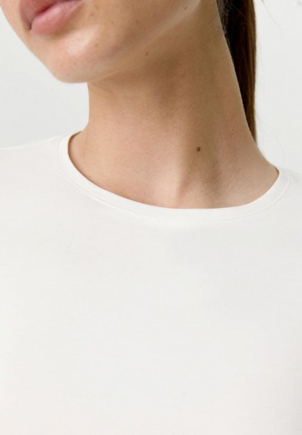 Лонгслив All We Need