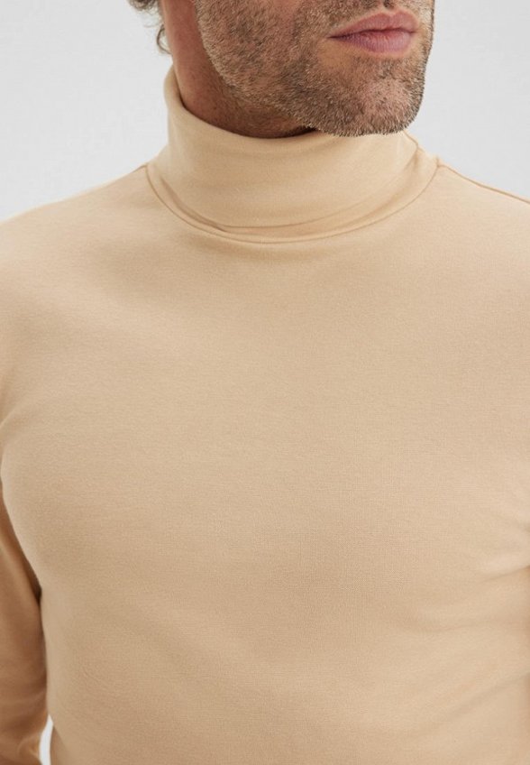 Водолазка Envylab