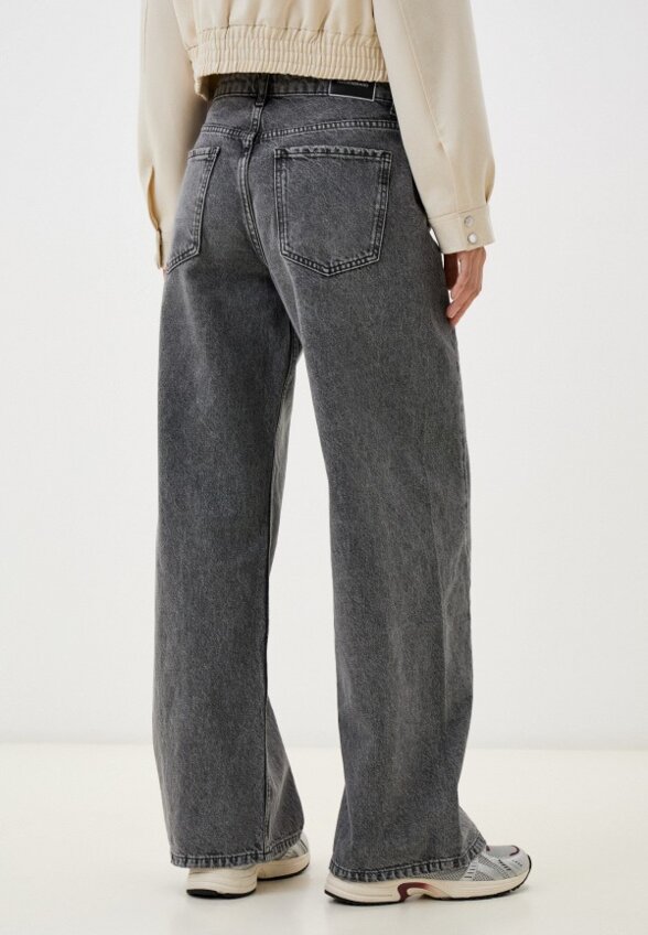 Джинсы Hiddenbrand