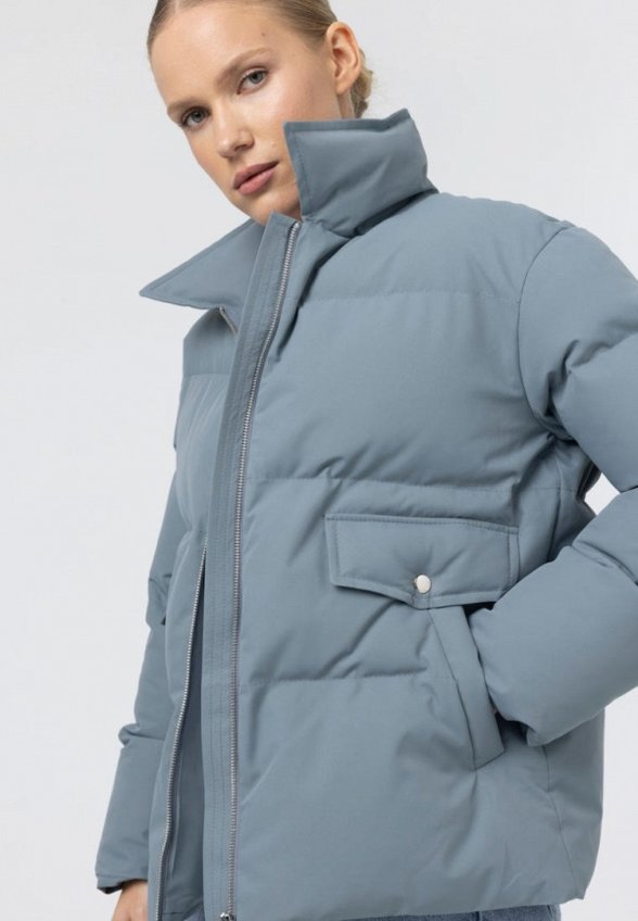 Пуховик Manera Odevatca