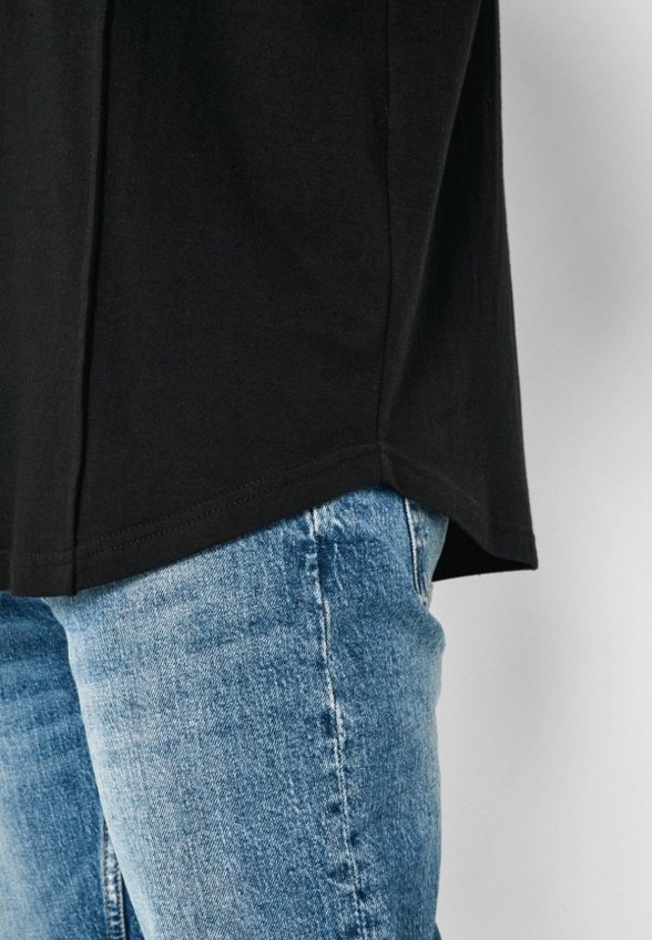 Футболка Torae Black