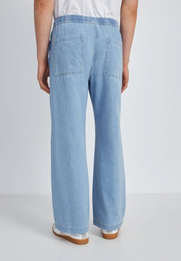 Джинсы Finn Flare