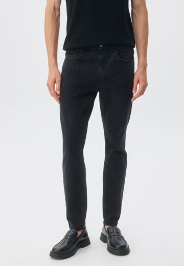 Джинсы SLIM FIT со средней посадкой