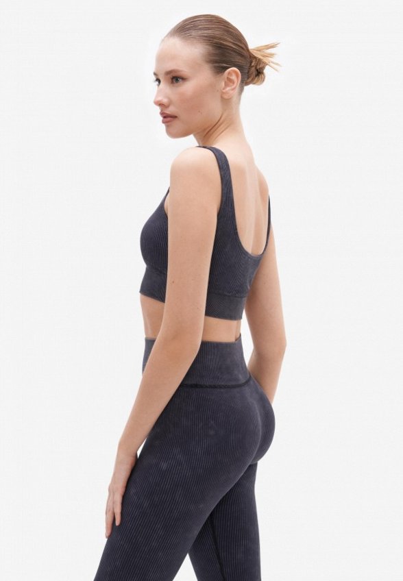 Топ спортивный Top Top