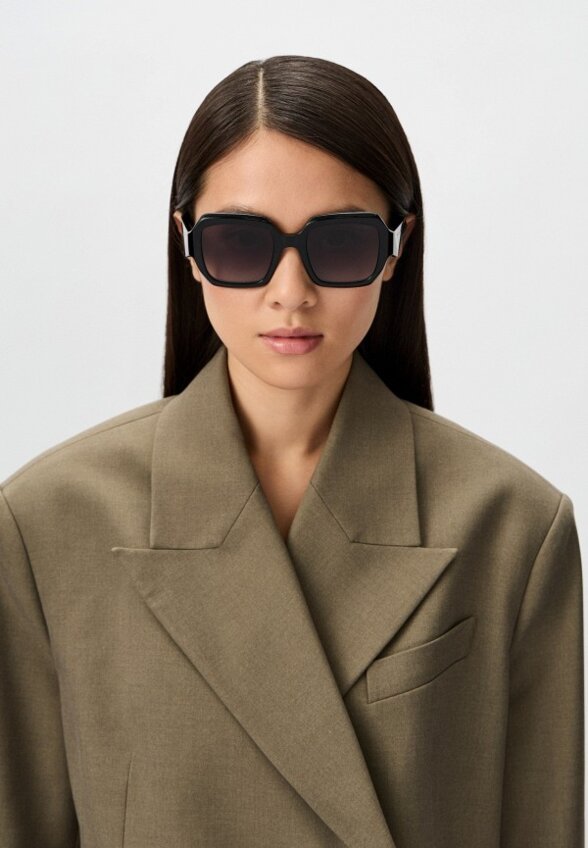 Очки солнцезащитные Prada