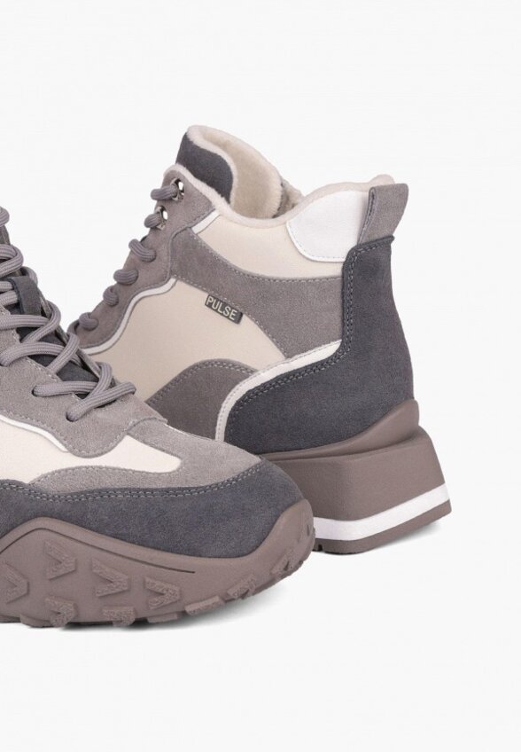 Кроссовки Pulse