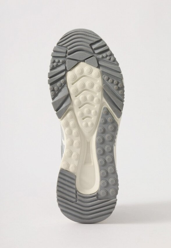 Кроссовки Baasploa