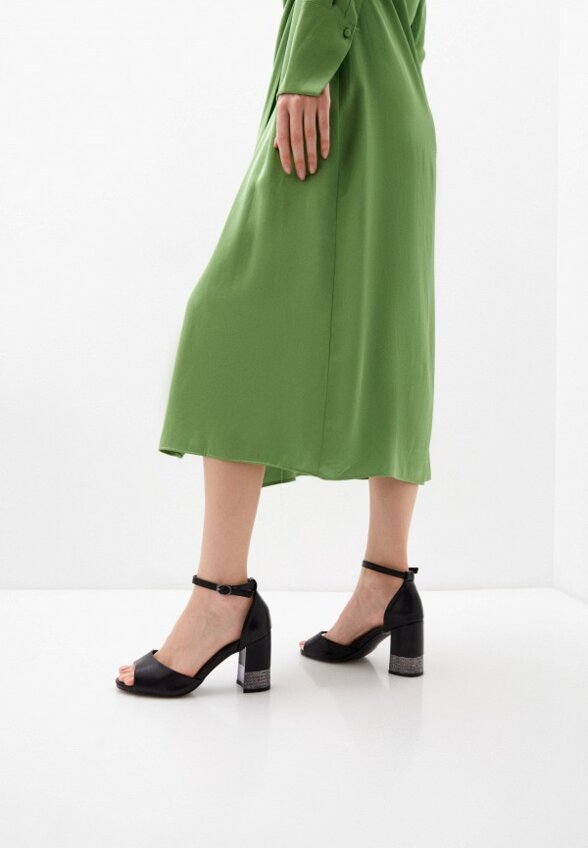 Босоножки Obba