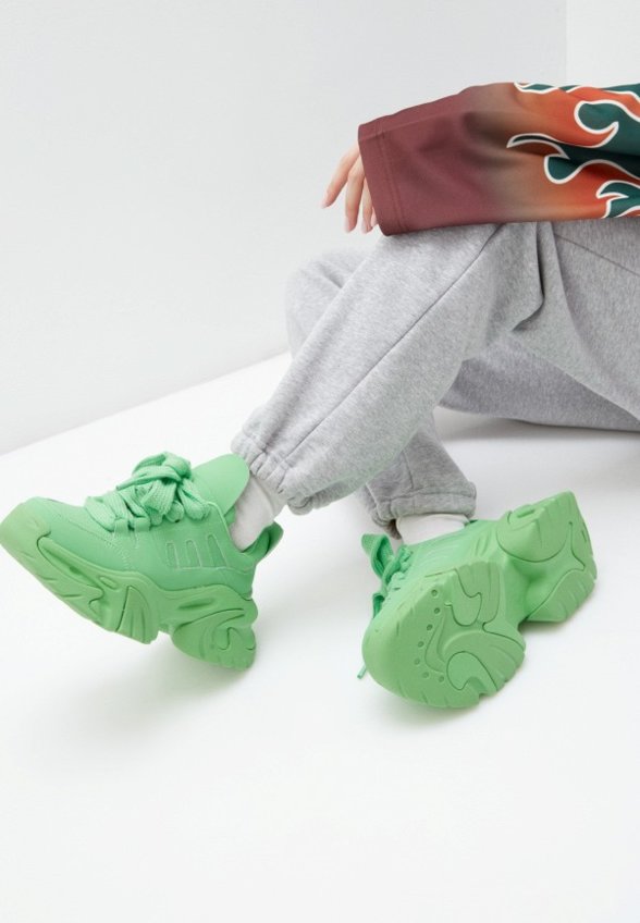 Кроссовки Vitacci