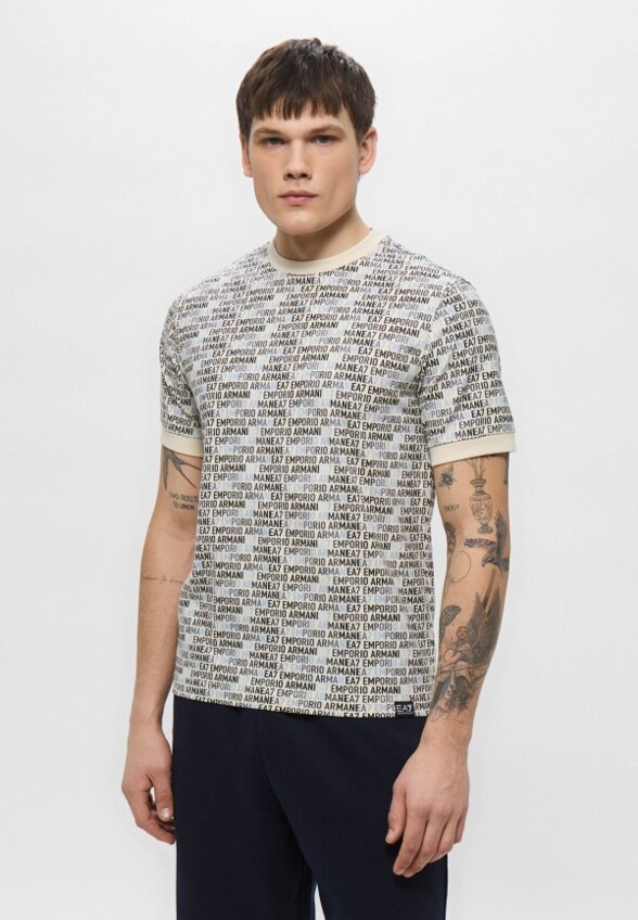 Футболка EA7