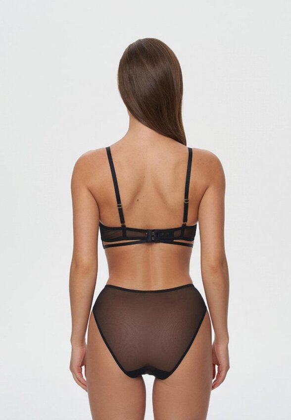 Бюстгальтер и трусы Amazonka Underwear