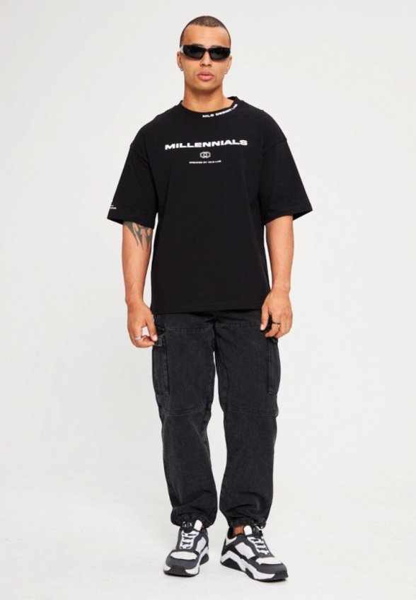 Футболка Millennials