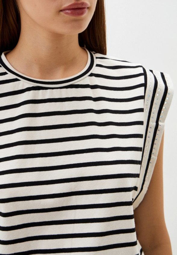 Футболка Colin's