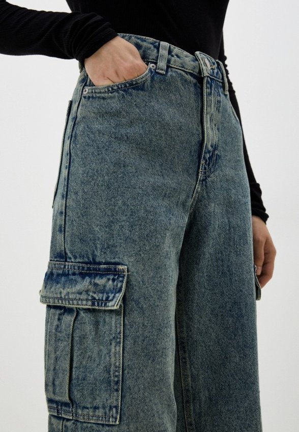 Джинсы Terranova