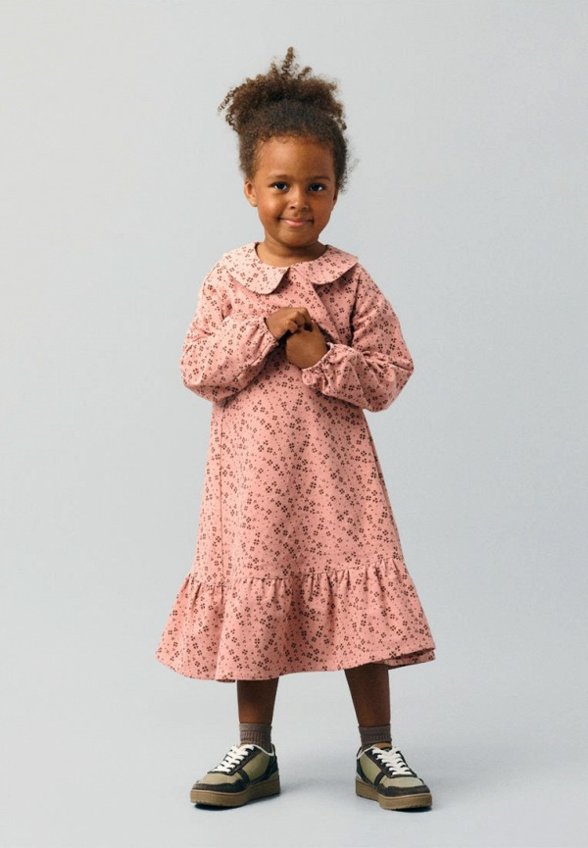 Платье Loomknits