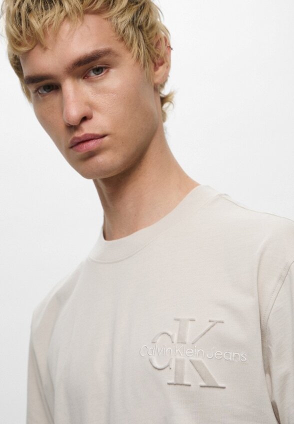 Футболка Calvin Klein Jeans