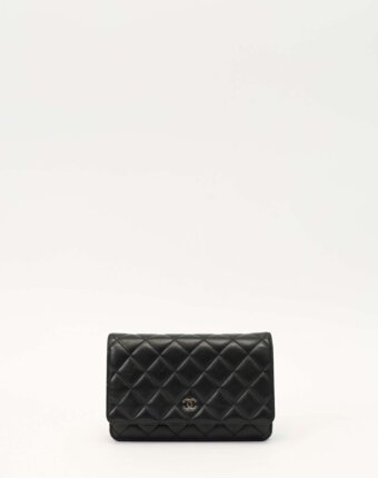 Chanel WOC женщинам