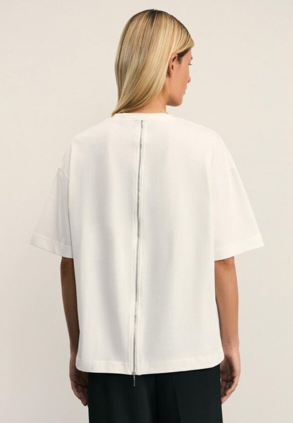 Футболка Zarina