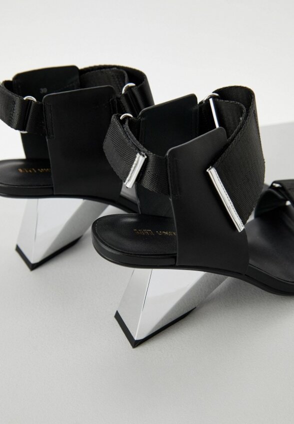 Босоножки United Nude