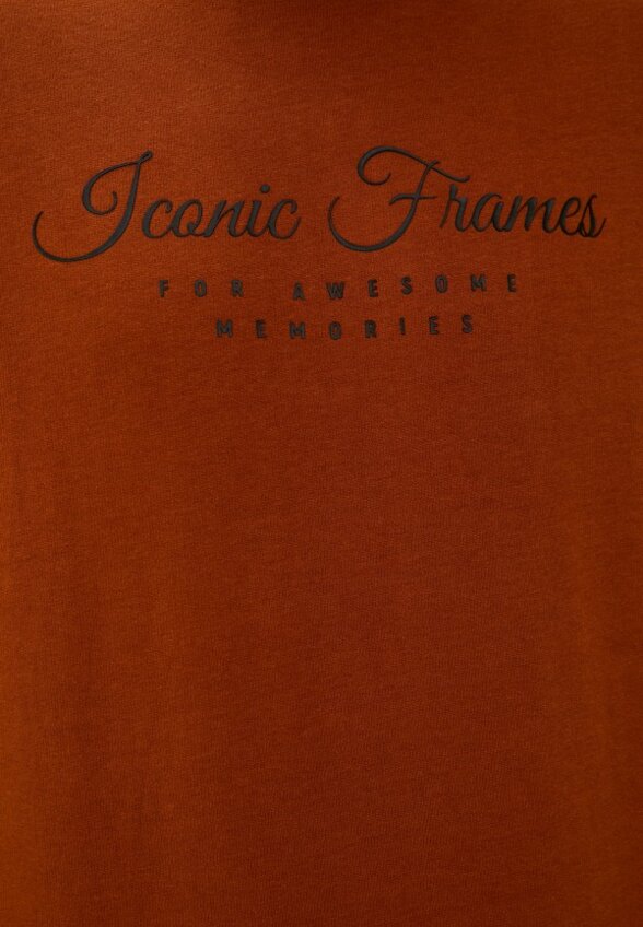 Свитшот Colin's