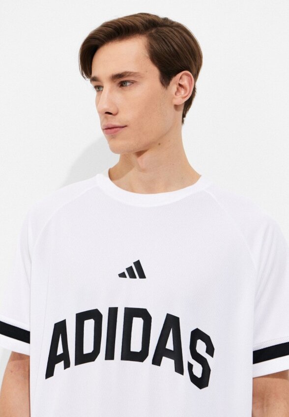 Футболка спортивная adidas