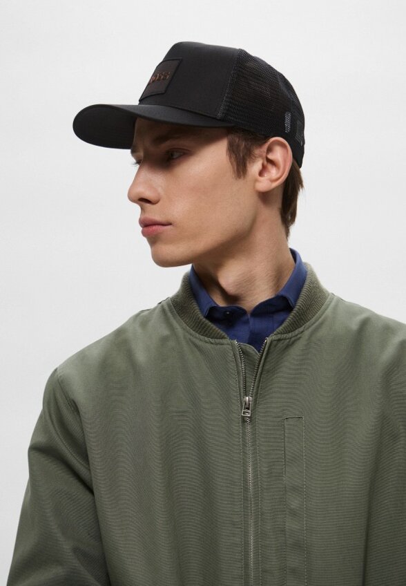 Бейсболка Boss