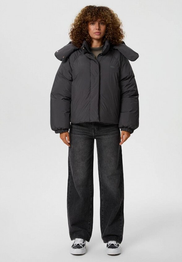 Пуховик Feelz