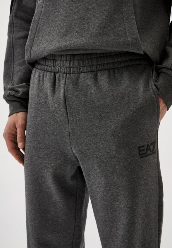 Костюм спортивный EA7