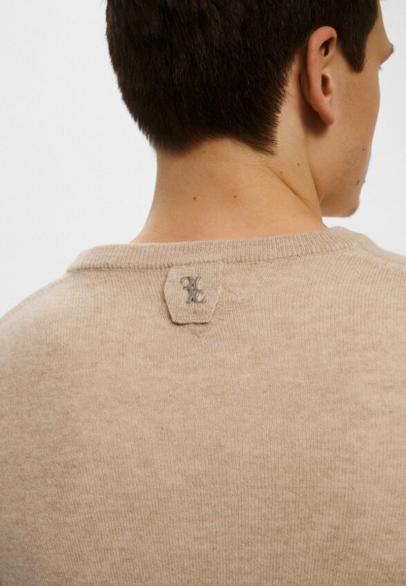 Джемпер Billionaire