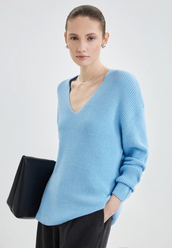 Пуловер Zarina