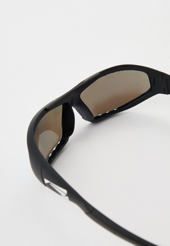 Очки солнцезащитные Lip