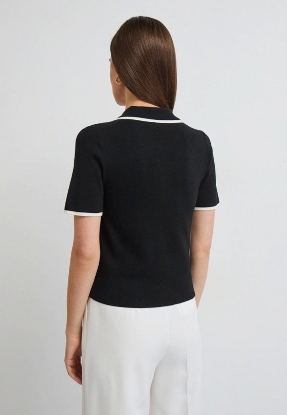 Поло Vittoria Vicci