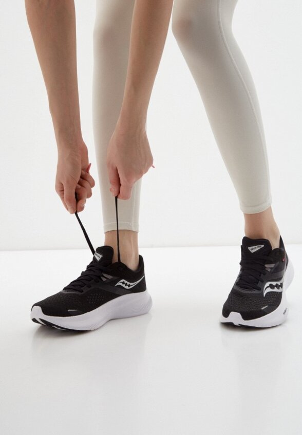 Кроссовки Saucony