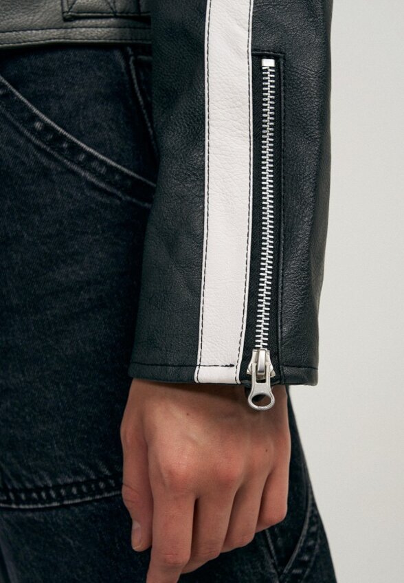 Куртка кожаная Твое