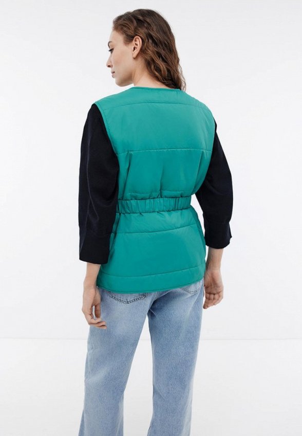 Жилет утепленный Baon