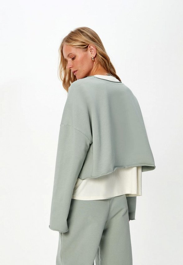 Свитшот Bstatement