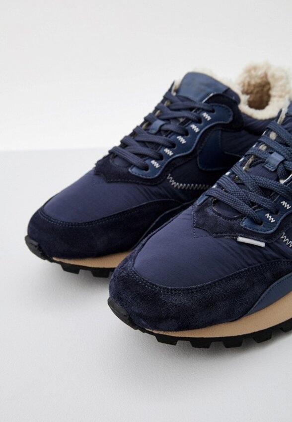 Кроссовки Voile Blanche