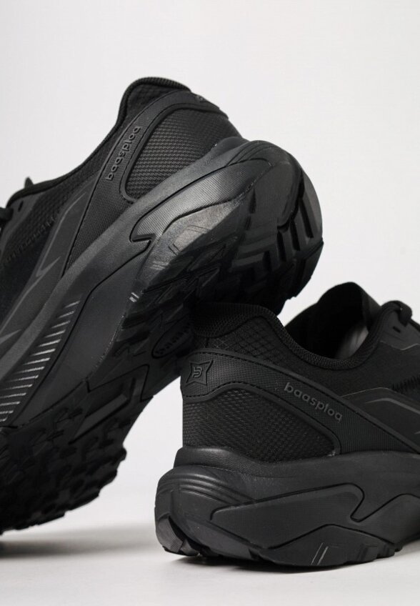 Кроссовки Baasploa