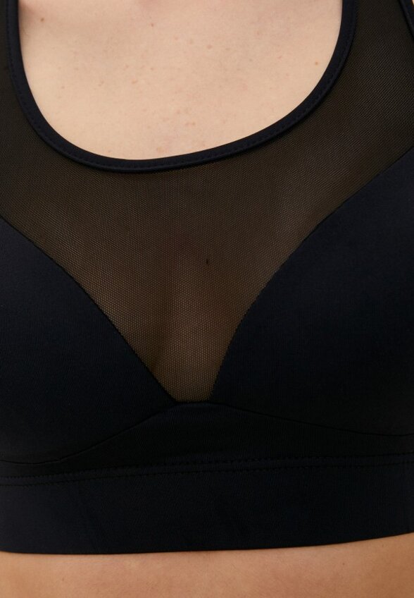 Топ спортивный Emdi