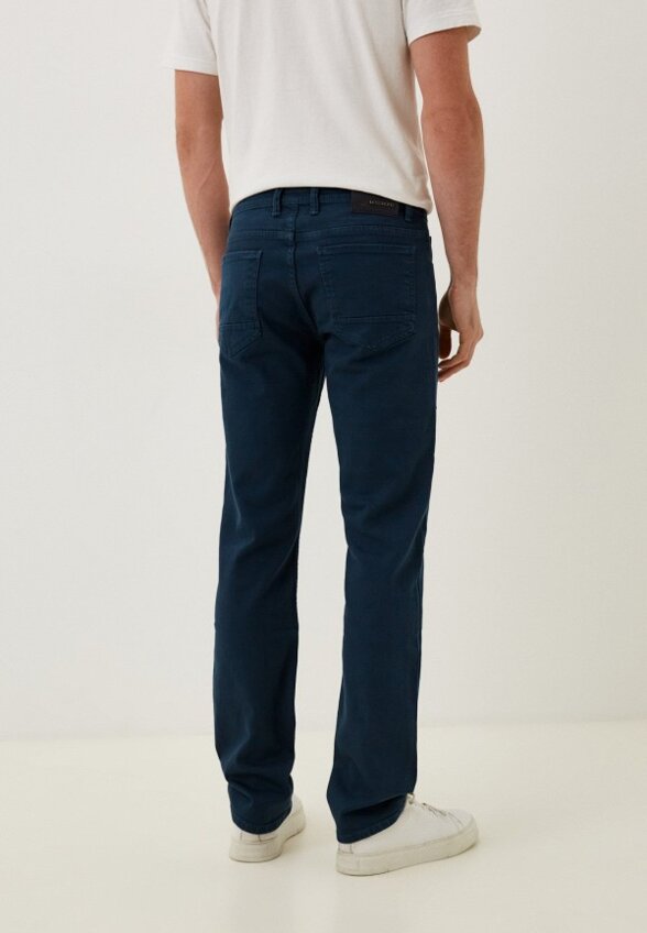 Джинсы Mossmore