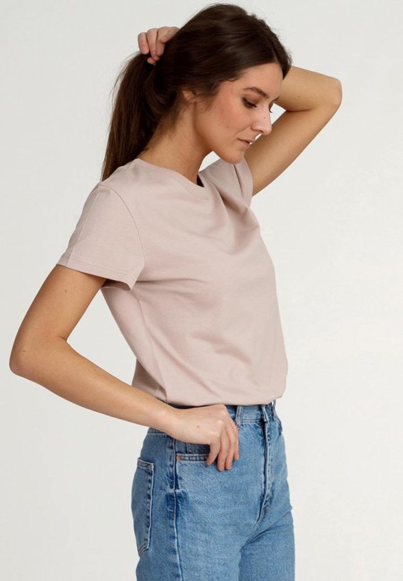 Футболка Апрель